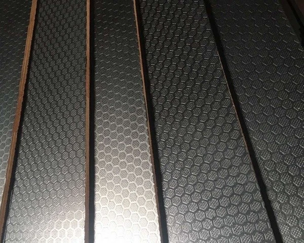 anti-slip plywood 27