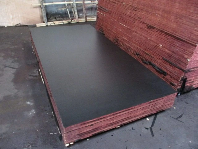 Black film faced plywood 2