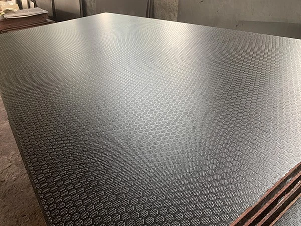 anti-slip plywood 32